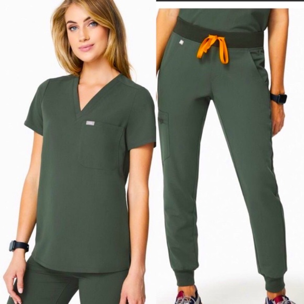 FIGS moss green zamora and catarina set